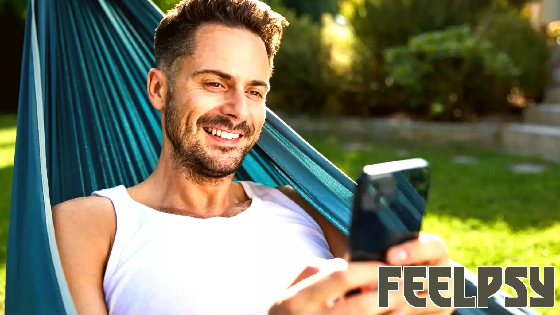 Most People Think Those Who Barely Post Anything On Social Media Are ‘Boring’ But Psychology Says Something Different