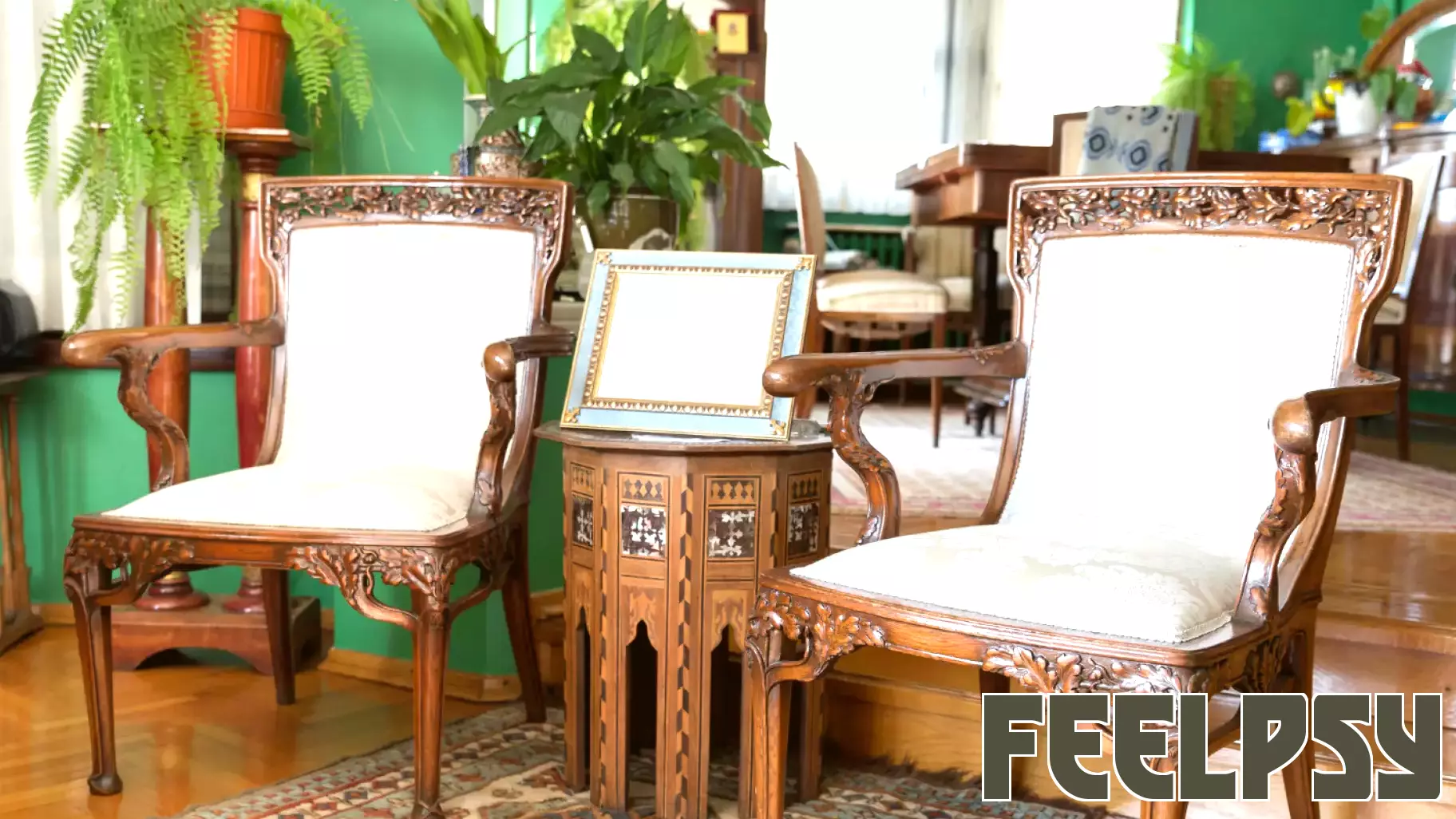 The Personality Traits Behind a Love for Vintage Decor