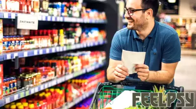 Psychology says people who genuinely enjoy grocery shopping alone usually possess these 7 traits of quiet independence