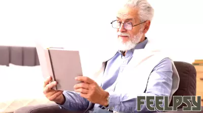 Psychology says the best sign of a strong mind is still having these 8 traits later in life